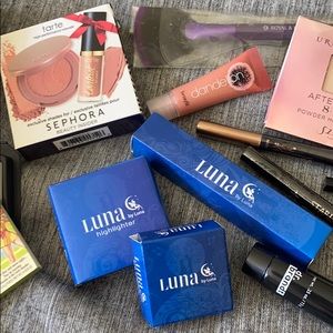 Assorted Makeup Samplers